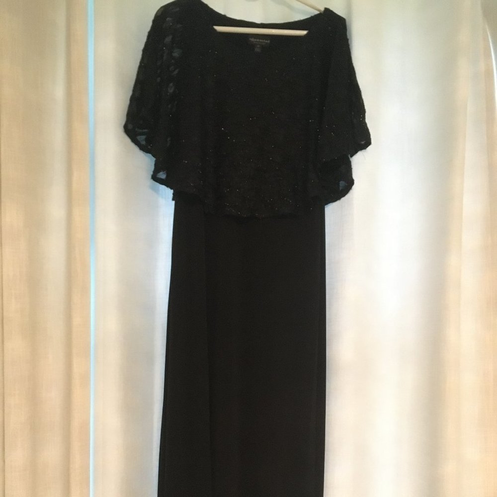 Dress - Picture 4 of 8